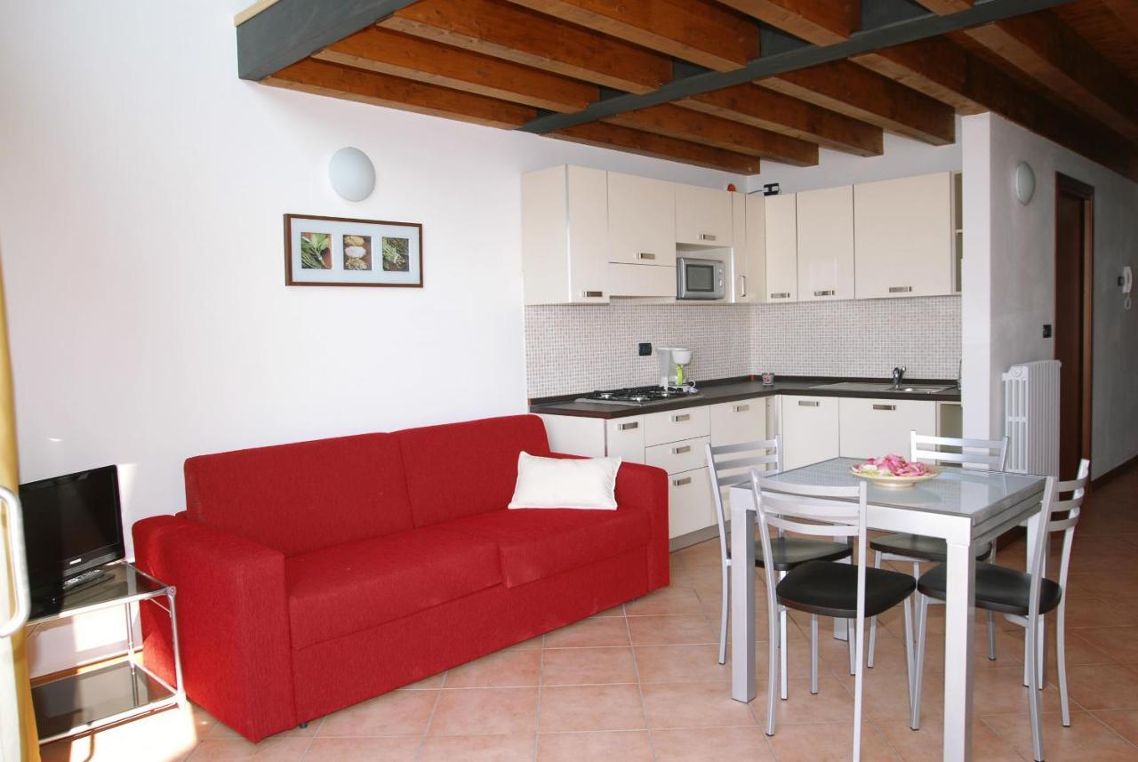 Residence Mirena - Rebomaholidays ติญญาเล ภายนอก รูปภาพ
