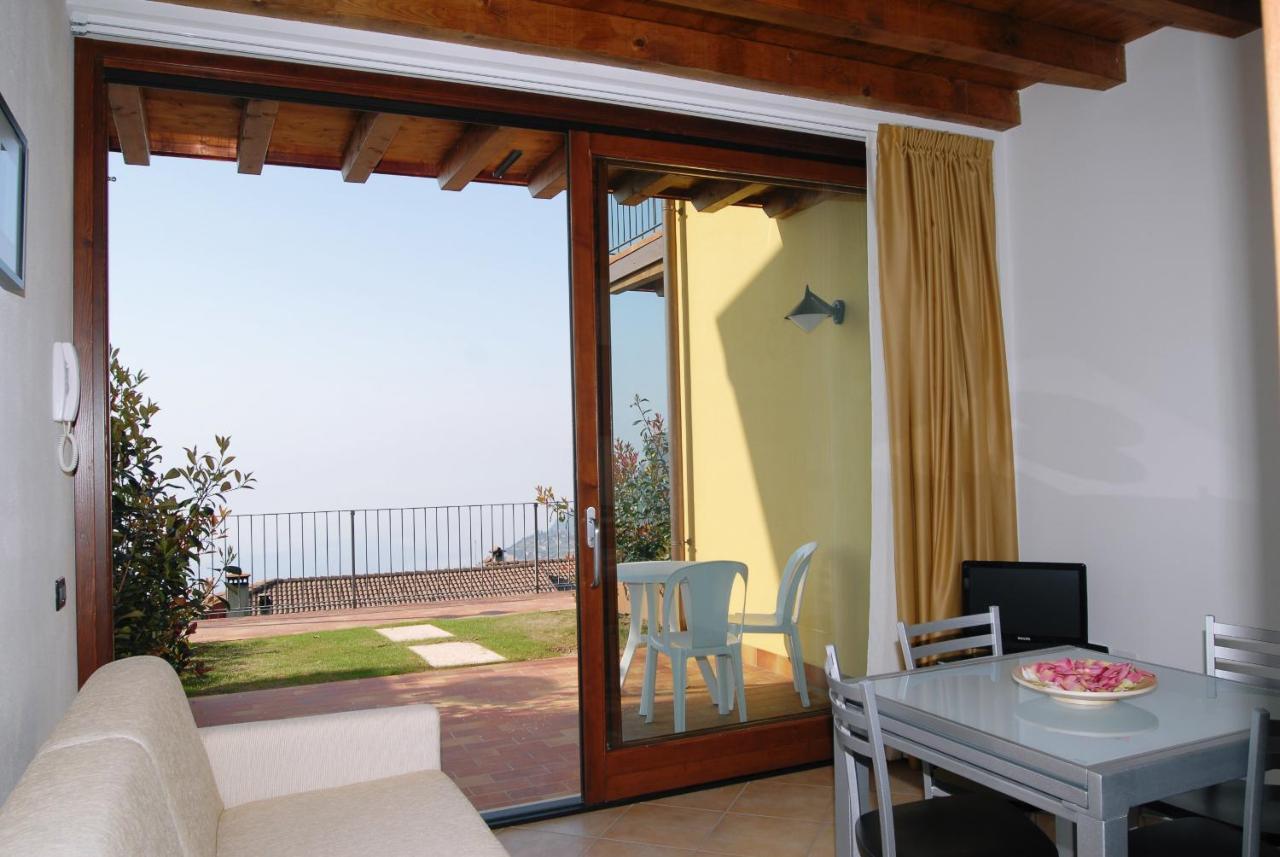 Residence Mirena - Rebomaholidays ติญญาเล ภายนอก รูปภาพ
