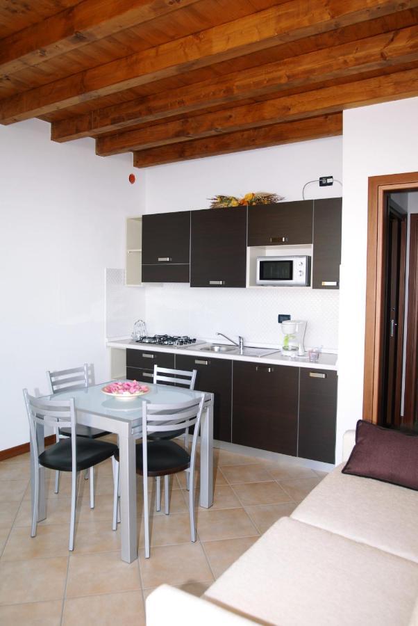 Residence Mirena - Rebomaholidays ติญญาเล ภายนอก รูปภาพ